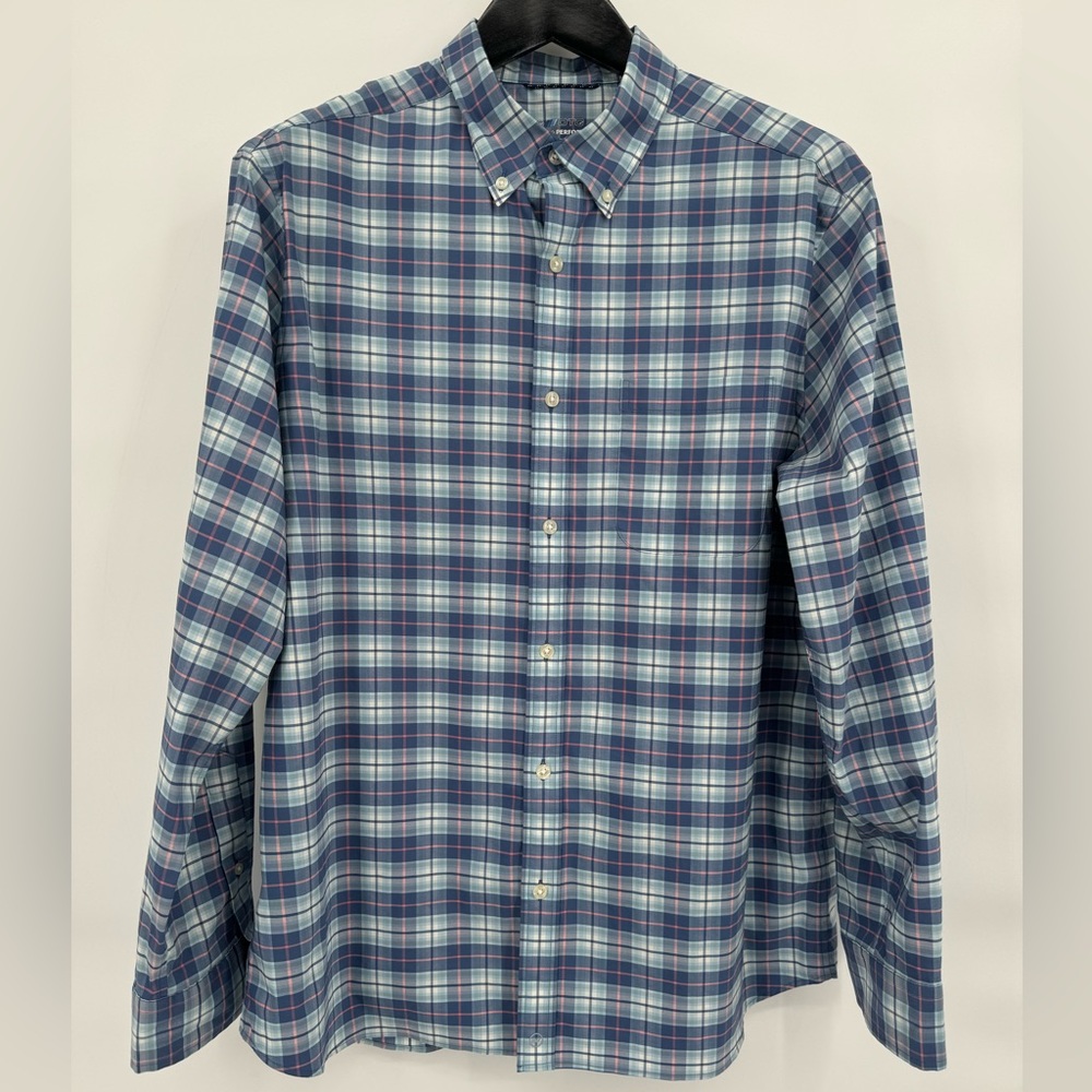 Vineyard Vines Men's‎ OTG Performance Button Down size L EUC Blue/Pink
